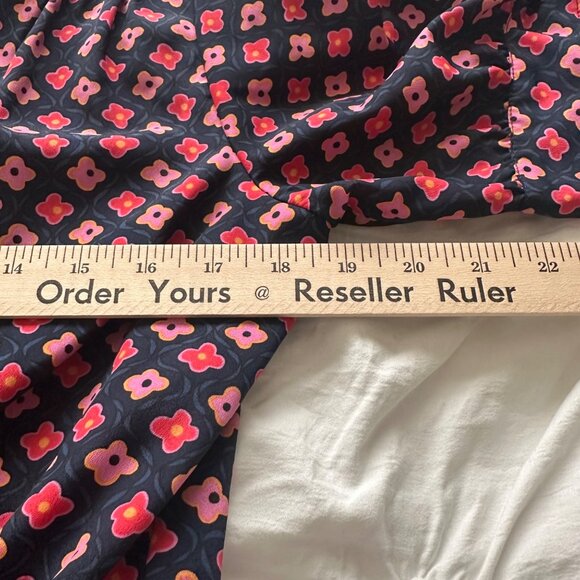 Trina Turk ASO The Today Show Navy & Pink Floral Printed Puff Sleeve Dress SZ 6 - Picture 7 of 7